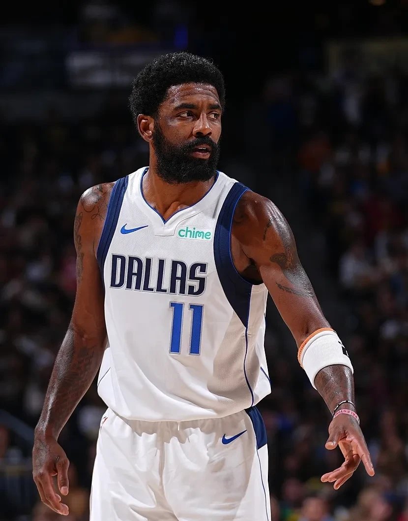 德甲进球榜：拜仁44球领跑！药厂、法兰克福并列第2！（德甲进球榜：拜仁44球高居榜首，勒沃库森与法兰克福同列第二）