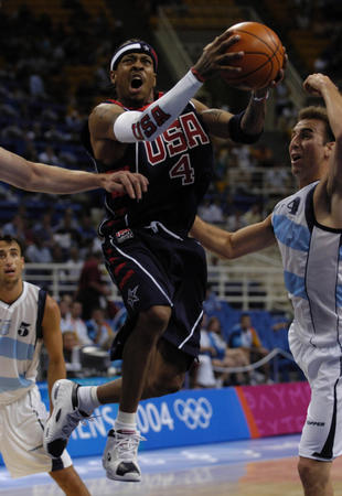 杰伦·约翰逊背靠背拿下三双，成为老鹰队史第二人（杰伦-约翰逊连场三双，位列老鹰队史第二人）