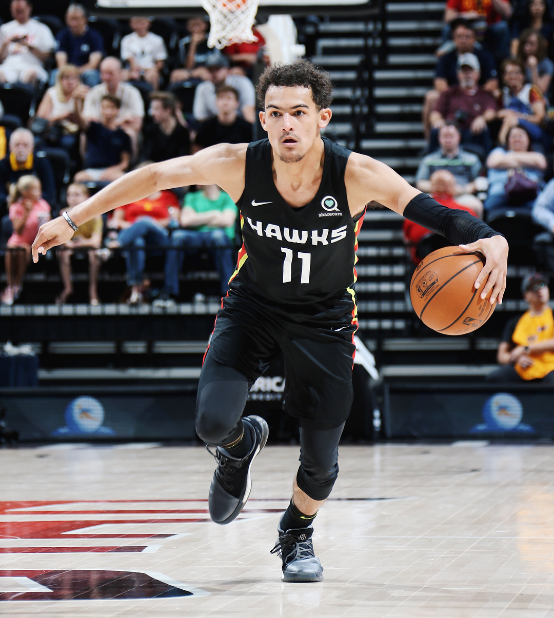 浮嶋敏：邝兆镭没出场是因为轮换；每场比赛我们都全力争胜（浮嶋敏：邝兆镭因轮换未出场，我们每场都力拼胜利）