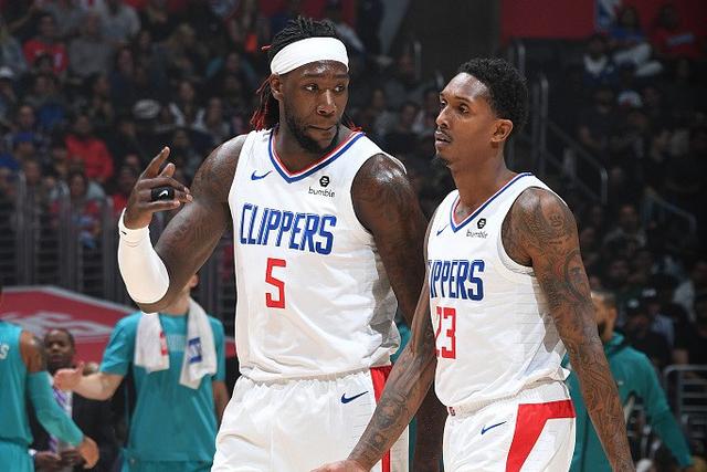 会员大会上施洛特贝克没和凯尔握手，记者：相关人员说没矛盾（会员大会上施洛特贝克未与凯尔握手，记者称相关人士表示双方无矛盾）