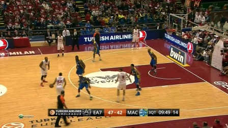 迈尼昂在加比亚社媒动态下留言，后者回复：请续约（迈尼昂现身加比亚社媒留言，加比亚回应：续约吧）