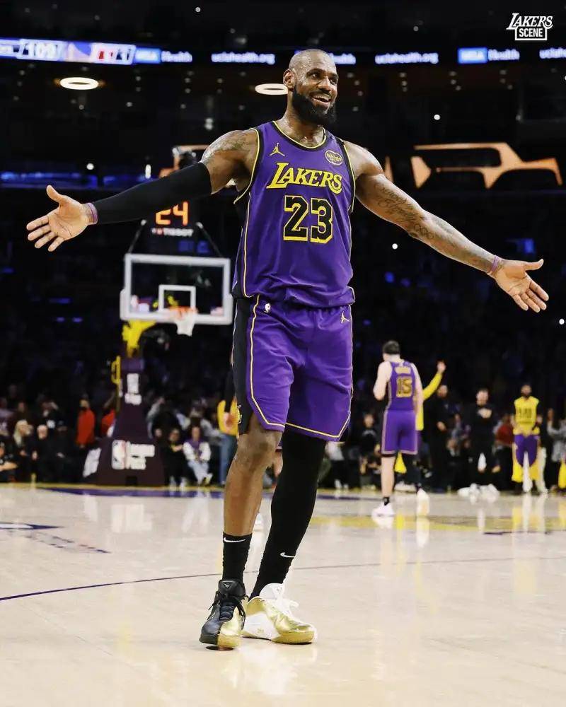 本轮亚冠精英观众人数：成都27836人居首，申花第4，海港第5（亚冠精英本轮上座人数榜：成都以27836人领跑，申花第4、海港第5）