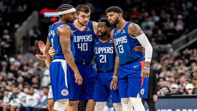 申花1-3输球，柔佛新山近两个赛季亚冠对中超球队保持不败（申花1-3告负，柔佛新山亚冠近两季对中超仍保持不败）